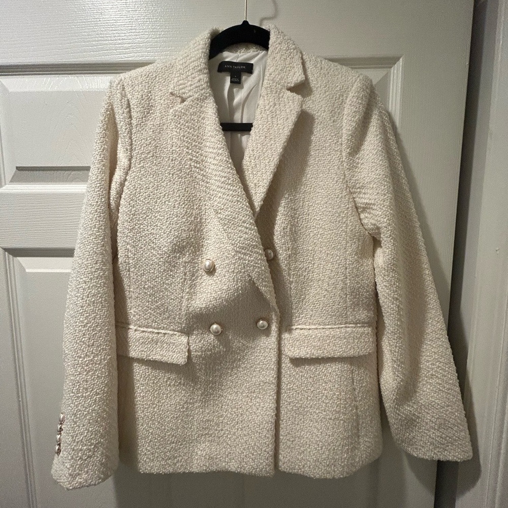 Ann Taylor Cream Textured Blazer